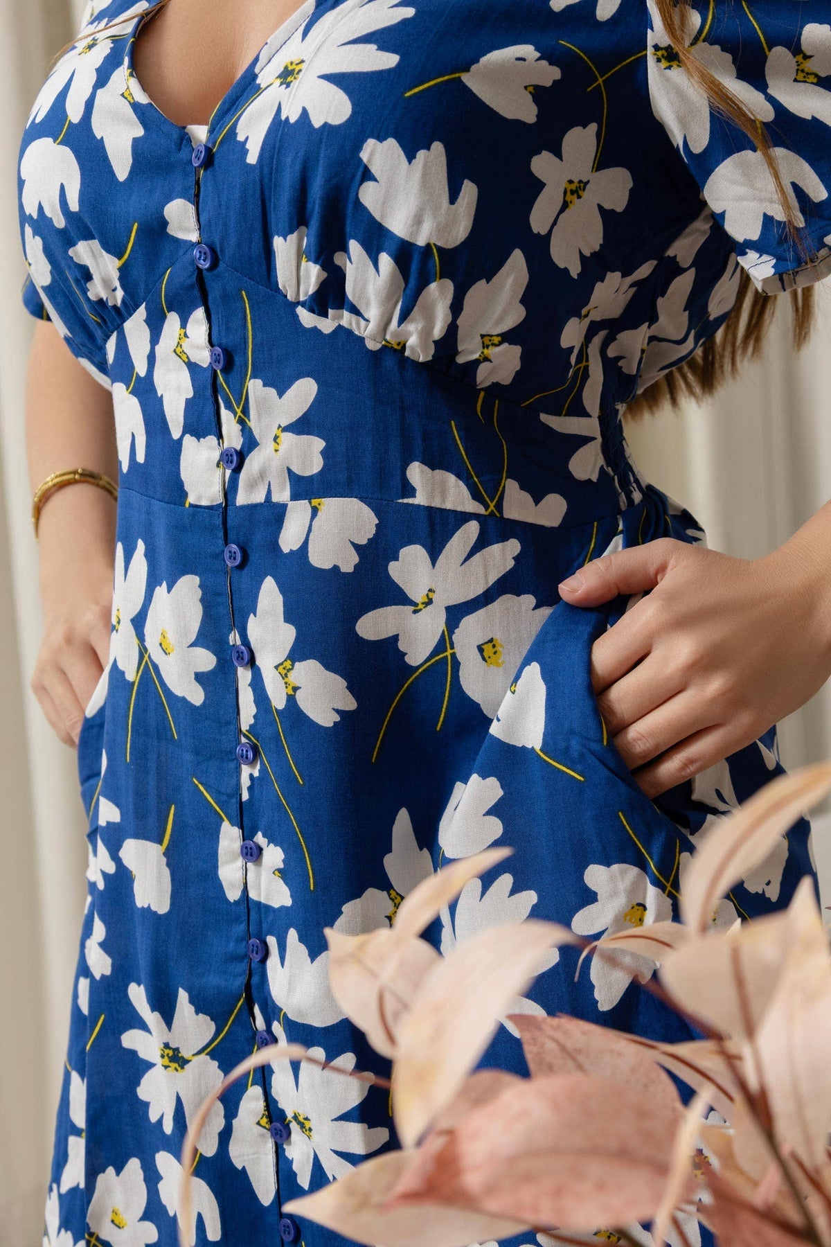 Sophia's Garden Dress In Blue: Blue / Small