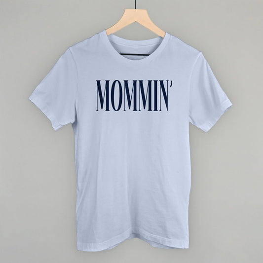 Mommin' Blue Text